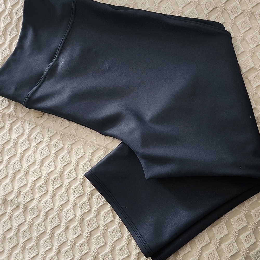NYDJ Dark Gray Cropped Leggings